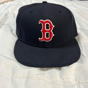 Boston Red Sox 7 3/4 fitted hat navy blue like new